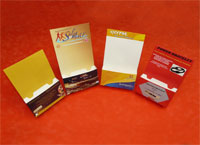 Pr�sentoir pour flyers A5 15x21 cm avec impression en totalit�